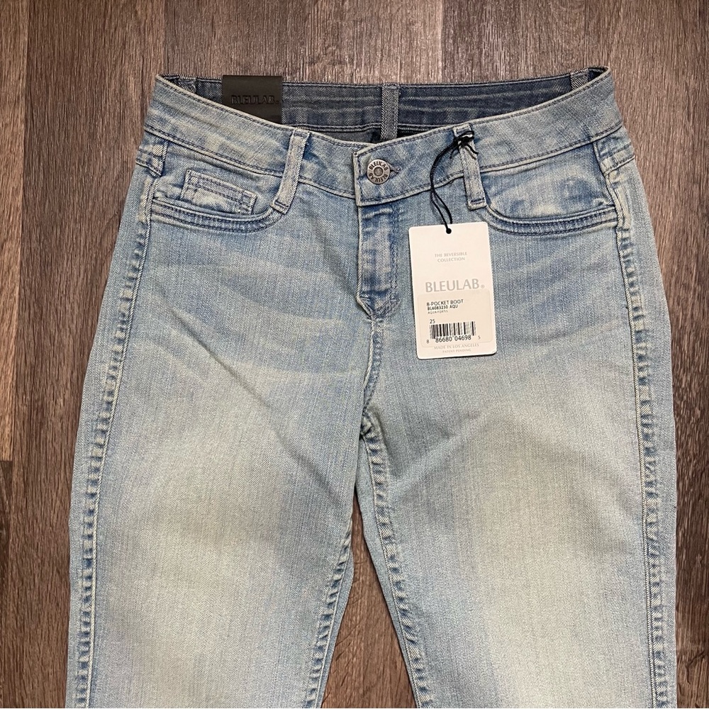 BleuLab Reversible 2 in 1 Jeans Boot Cut Leg Jeans Light / Medium Blue Sz 25 - Picture 10 of 11